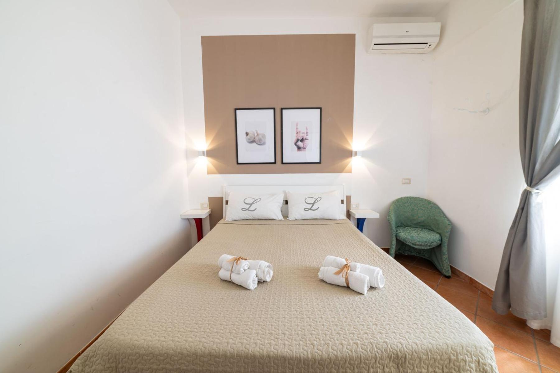 Laloren By Domusextra Naples Extérieur photo